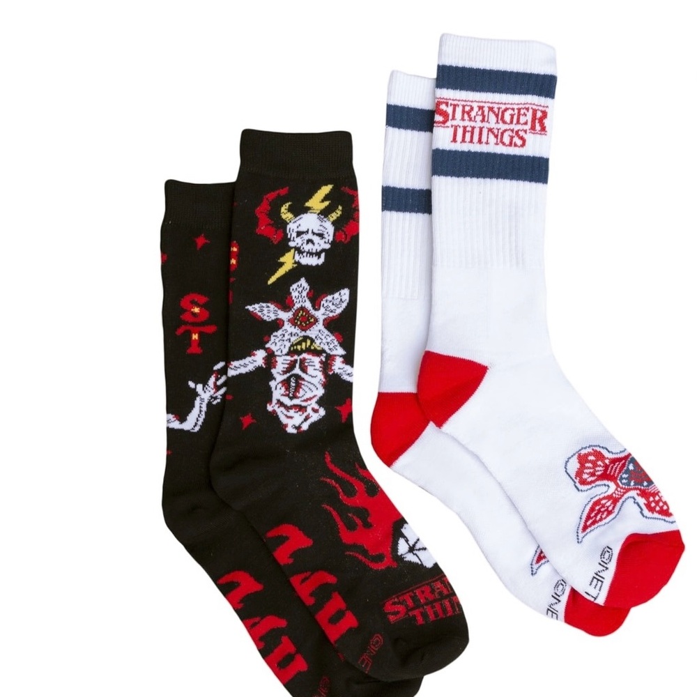 STRANGER THINGS NET Horror Socks 2-Pack, Sizes 8-12, Demogorgon Valentine's Day